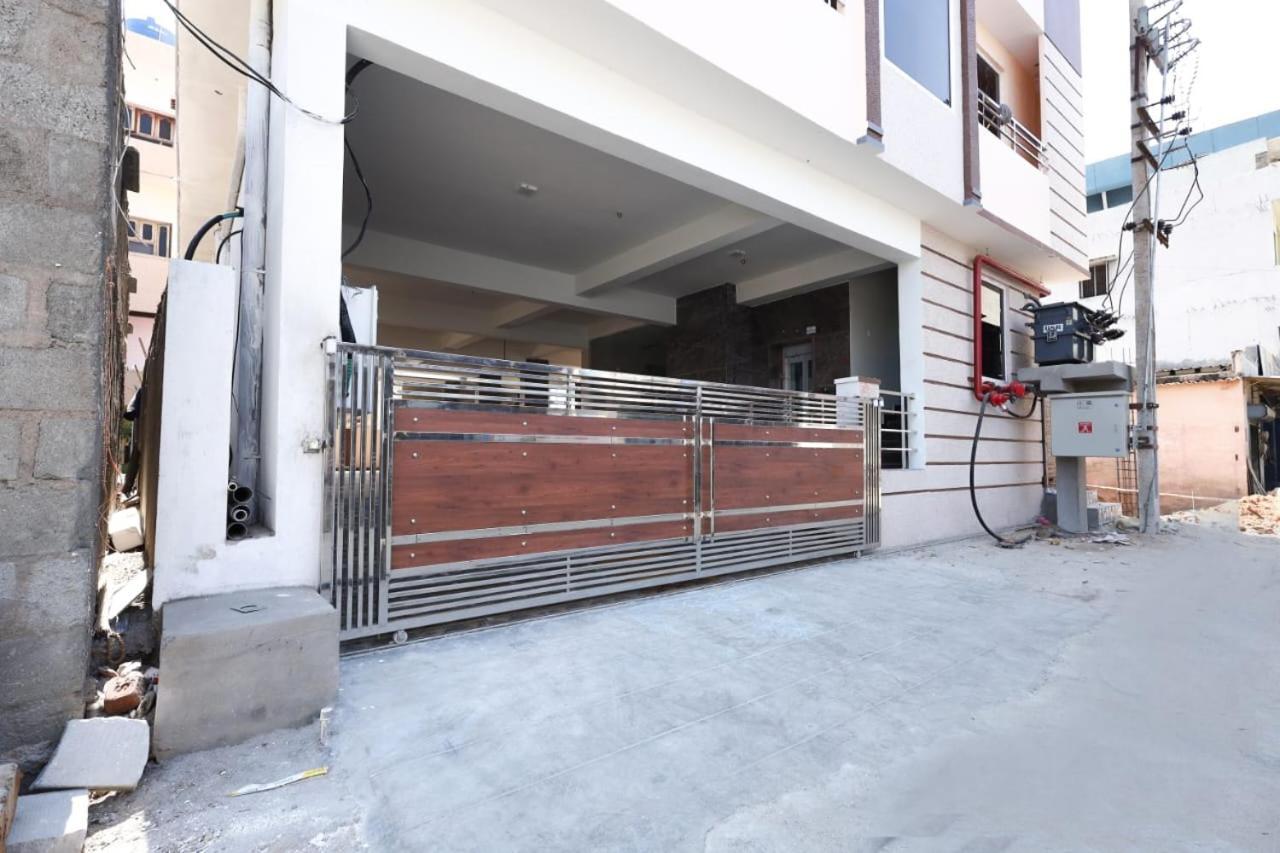 Aadya Inn New Luxury Hotel Tirupati Eksteriør billede